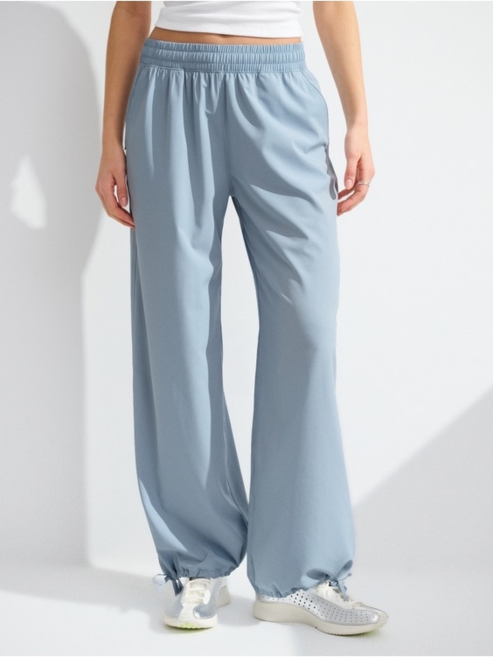 NWT Abercrombie Active YPB motionTEK Convertible Balloon Pant in Blue Grey Sz S - Picture 2 of 15